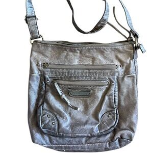 Gray shoulder bag